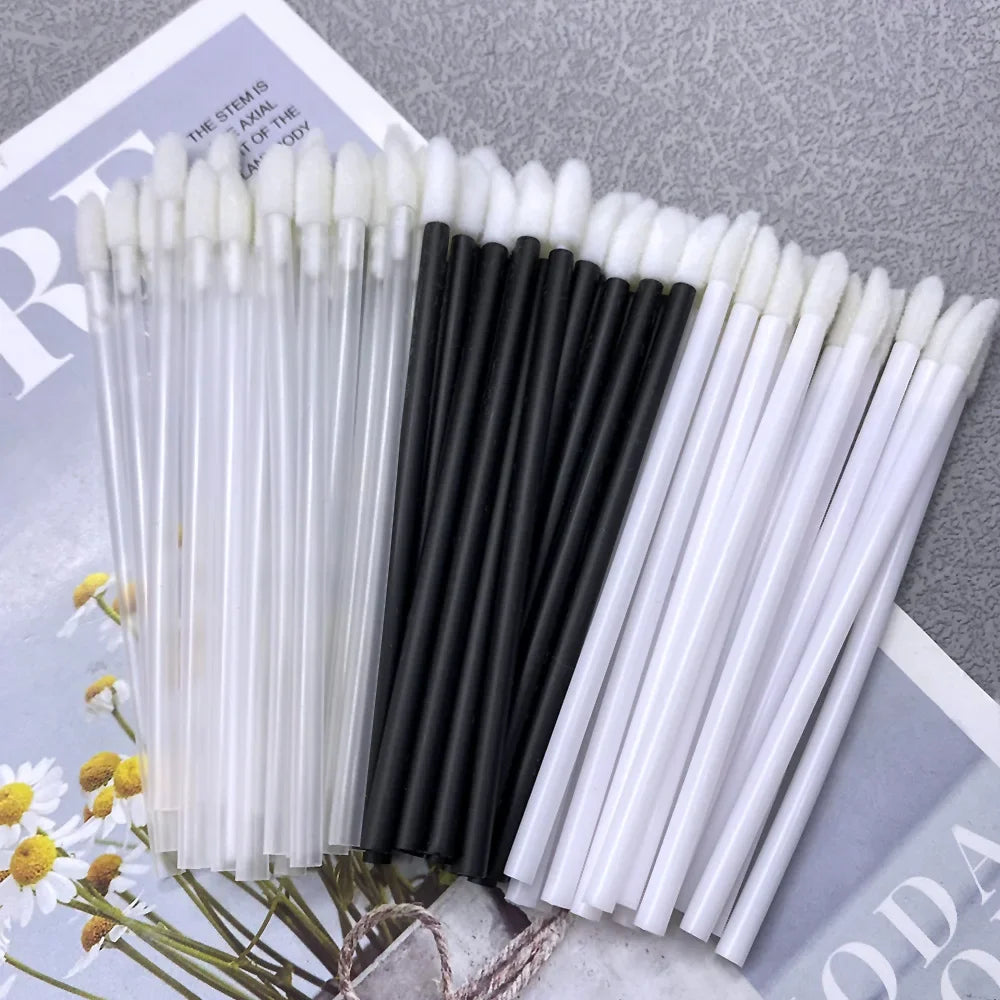 500pcs Lip Brush Eyelash Wands Applicators Disposable Lip Brush Lipstick Brush Lip Gloss Applicator Wands Makeup Beauty Tool