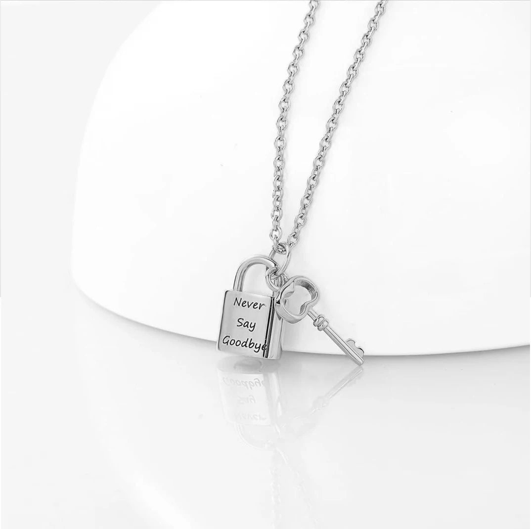 1pc Padlock Cremation Jewelry for Ashes Urn Necklaces for Women Men Stainless Steel Keepsake Memorial Key with Lock Urn Pendant
