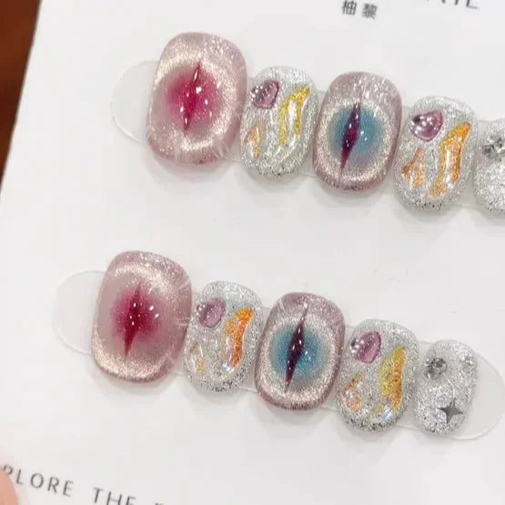 10pcs Short Square Head Fake Nails with Glue Flash Dreamy Red Cat Eye Rose Handmade Press on Nails Wearable Full Cover Nails Tip